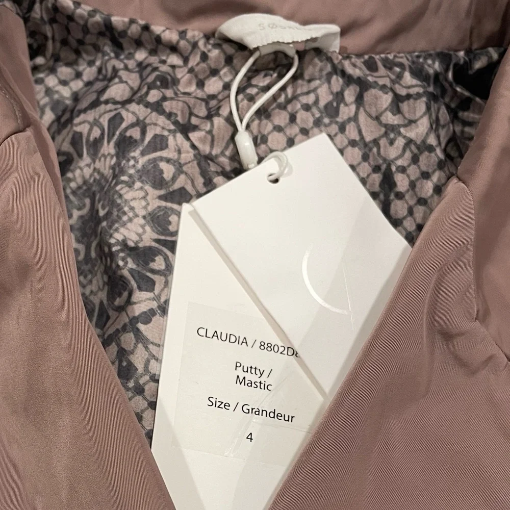 NWT Sosken Studios Trench Raincoat Lightweight Mastic Women’s L - Picture 3 of 8